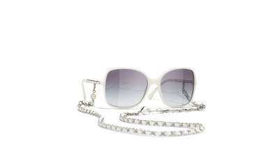 Lunettes de soleil CHANEL Chaîne CH5210Q 1255/S6 57-17 Blanc en stock