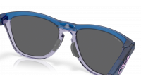 Oakley Frogskins range Fortnite OO9284 16 55-17 Matte Trans Blue