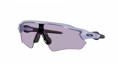 Lunettes de soleil Oakley Radar ev path OO9208 F7 138-38 Matte Lilac en stock