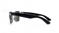 Ray-Ban New Wayfarer Black RB2132 6052 52-18 Small